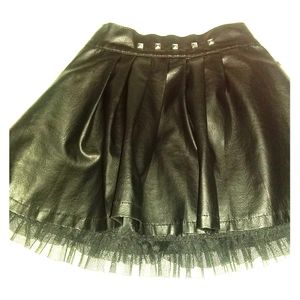 Leather skirt